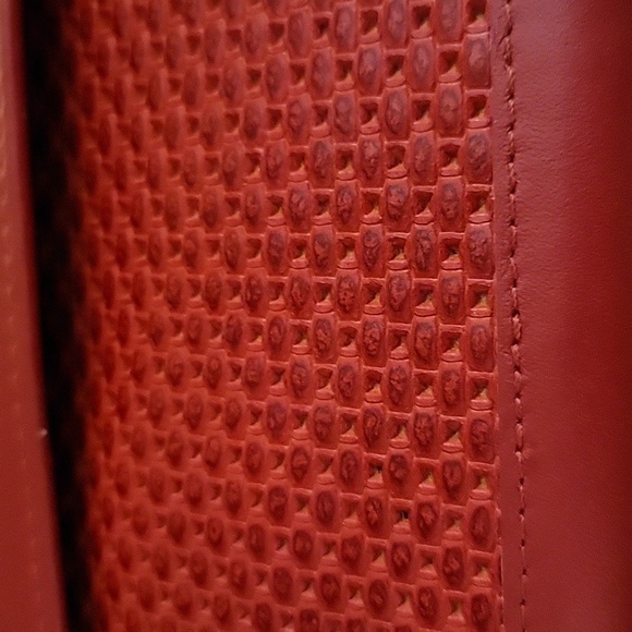 VTG ANNE KLEIN Red Leather Basket Weave Bi-fold Coin Wallet - Picture 3 of 13